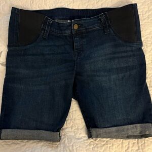 Isabel Maternity by Ingrid & Isabel Dark Blue Jean under belly shorts size 8